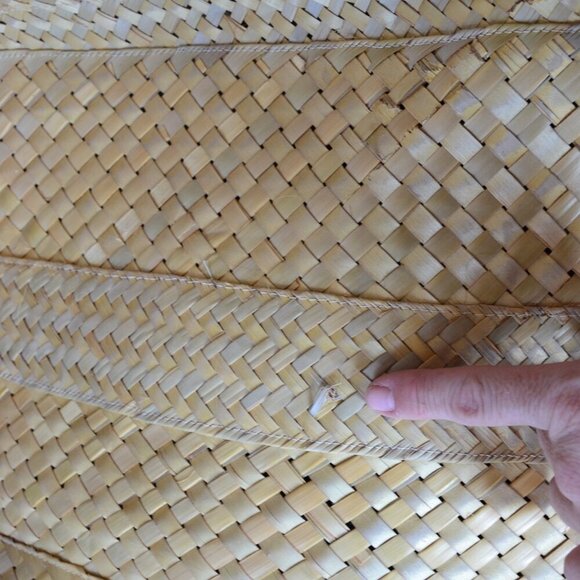 Vintage XL Straw Tote Bag - Picture 5 of 12